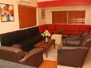 Reliance Royal Suites