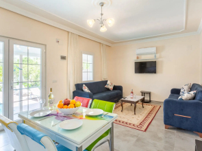 Villa Duman 2 Private Pool A C Wifi Car Not Required - 3165