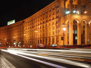 StarLion Apart European Square