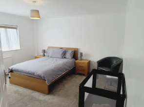 Rusper Retreat - Spacious Home Near Gatwick
