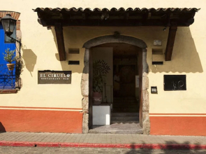Hotel y Restaurante El Ciruelo