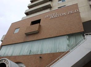 Hot Spring Hotel Boston