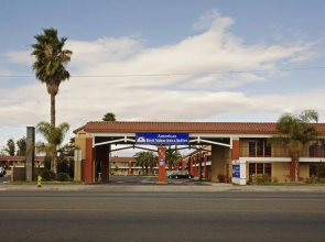 Days Inn by Wyndham Hemet