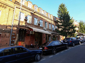 1 Bedroom Apartment near Sulfur Baths