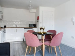 1 Bedroom Apt Leamington