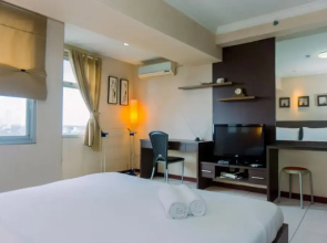 Modern Look And Comfy Studio Great Western Resort Apartment