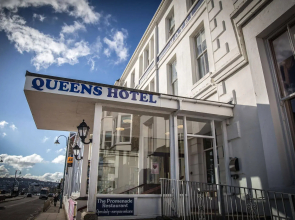 The Queens Hotel