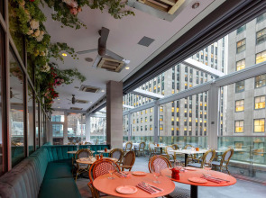 DoubleTree by Hilton New York Midtown Fifth Ave