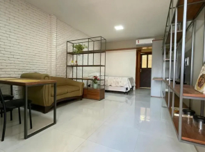 Loft amplo, apenas 6km do Morro do Careca! (G)
