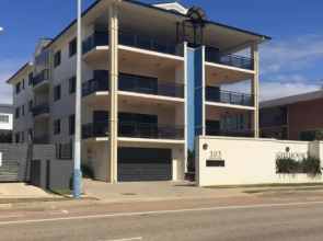 Lighthouse Apartments on The Strand