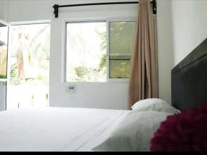 Room-private Room With King Size bed num