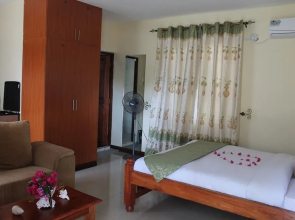 Oluwa Seun Beach Cottages
