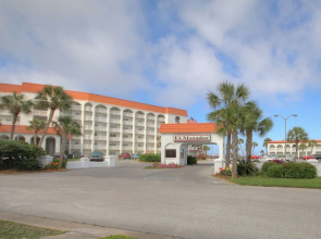 433 El Matador 2 Bedroom Condo by RedAwning