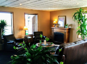 Alexis Park Inn & Suites