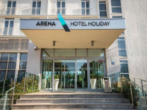 Arena Hotel Holiday