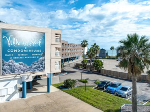 Corpus Christi Condo: Pool + Access To North Beach