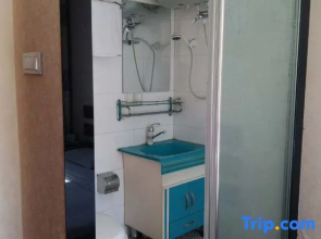 Yichun Prosperity Family Hotel