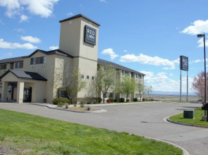 Sleep Inn & Suites