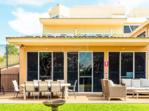 Zenhouse Retreat 5BR Homey Haven Pool Office