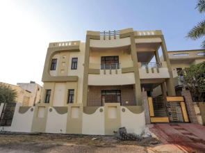 OYO 10286 Home Heritage 3BHK Villa Near Hiran Magri