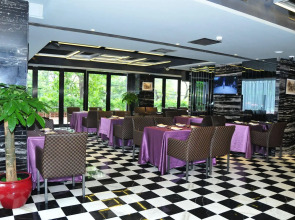 La Perle International Hotel - Free shuttle between hotel and Exhibition Center during Canton Fair & Exhibitor registration Counter