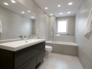 Piraeus City Hotel