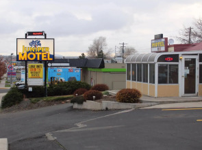 Juniper Motel Madras by Townhouse