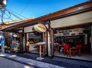 Yulia Beach Inn Kuta