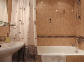 Ап-ты «Австрийский Дворик», Фурштатская, 45