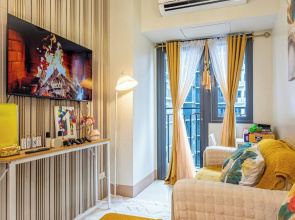 1BR Near MOA Balcony & Wi-Fi