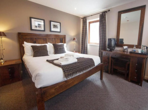 The Townhouse Hotel