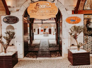 Zi̇nci̇rli̇ Han Oteli̇