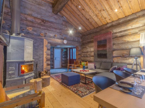 Kuukkeli Apartments Hirvas