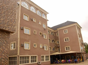 D1 Hotel & Suites