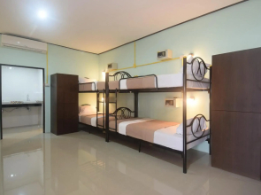 Lanta Long Beach Hostel