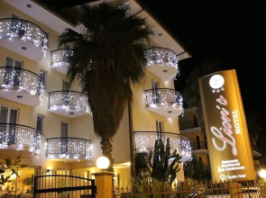 Lion's Hotel