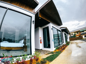 Seven Days a Week Resort