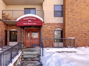 K B M Resorts- CBI-102 Upgraded 1Bd, wood fireplace, full kitchen, wifi, walk to slopes