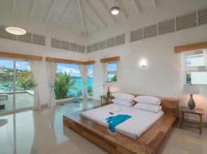 Crown Villas 6 bdrm