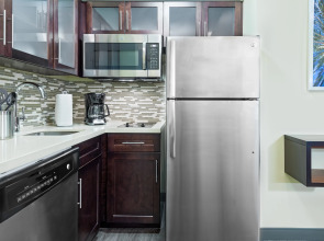 Staybridge Suites Miami International Airport by IHG