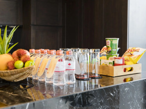 Maple Hotel & Apartment