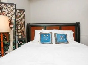 Royal GuestHouse