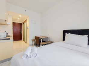 Minimalist Studio At 26Th Floor Sky House Bsd Apartment