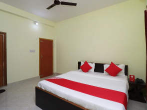 OYO Flagship 29602 Shine Inn