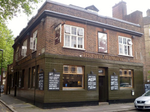 PubLove @ The Steam Engine - Hostel