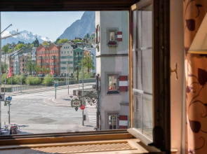 Hotel Goldener Adler, BW Signature Collection