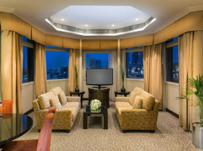 Отель Swissotel Al Murooj Dubai