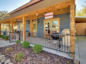 Fly Fishers Paradise: Getaway Near White River!