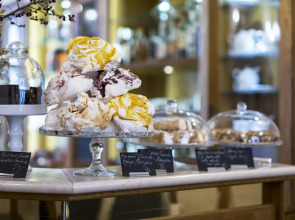 Hotel U Zlateho Jelena