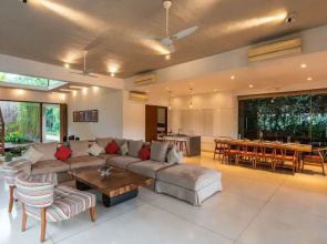 Puravida I -luxury 5bhk w Pvt Pool in Anjuna
